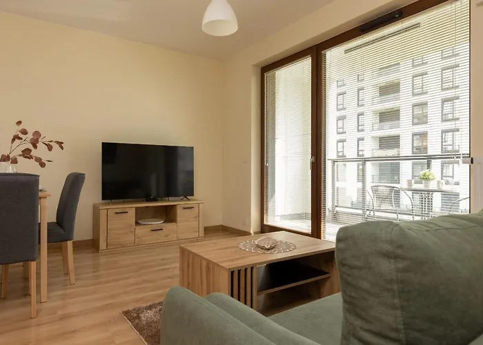 Cosy Bialej Floty With Parking By Renters Apartment *