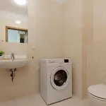 Apartamento Cosy Bialej Floty With Parking By Renters *