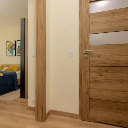 아파트 Cosy Bialej Floty With Parking By Renters *