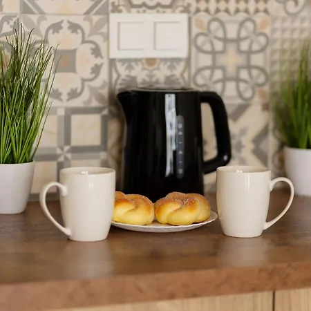 Cosy Bialej Floty With Parking By Renters Apartment