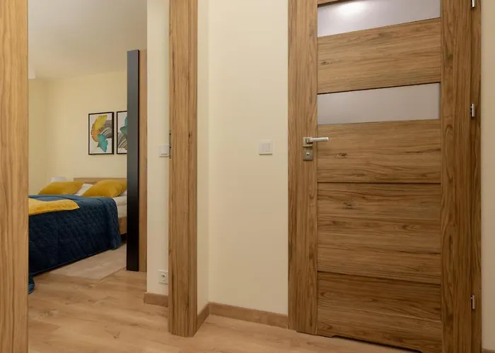 Apartment Cosy Bialej Floty With Parking By Renters *